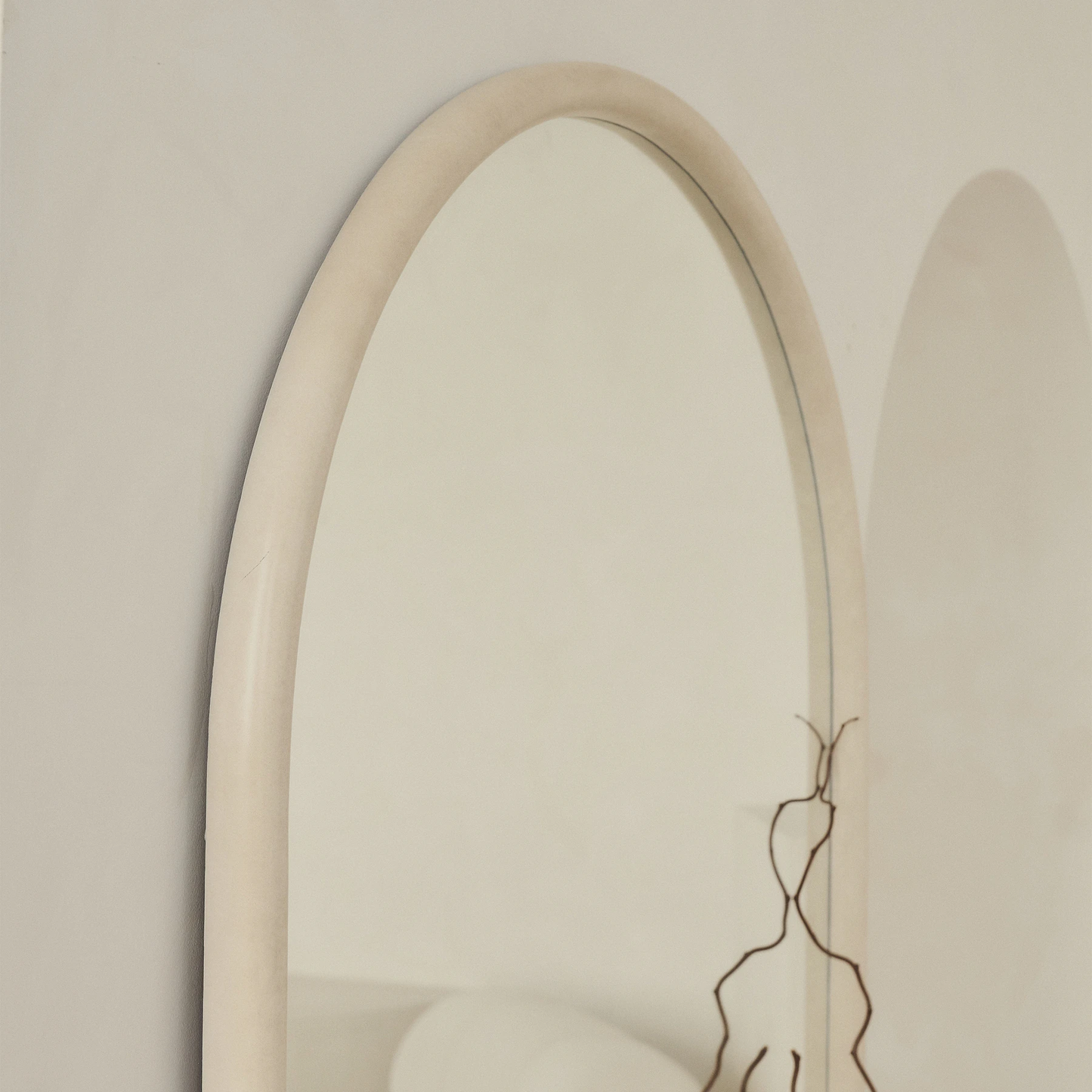 Espelho de corpo inteiro grande com moldura curva  – 190 x 100 cm (Liquidação)