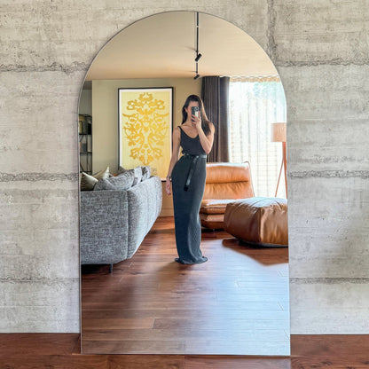 Haus Edge – Extra Grande, rahmenloses espelho de corpo inteiro mit design arqueado (179 cm x 110 cm)