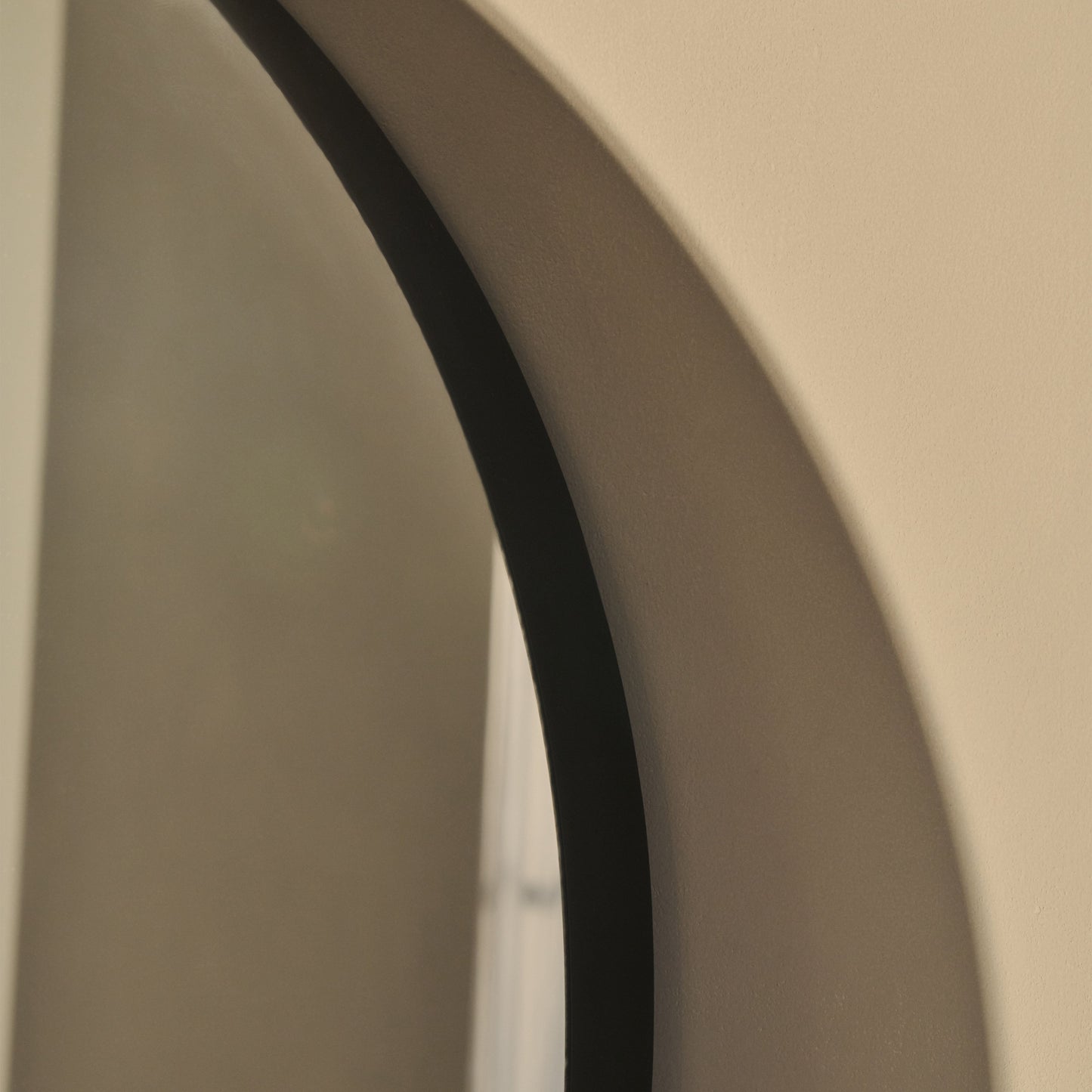 Haus Arcus – espelho de corpo inteiro mit metal pretobogen (170 cm x 80 cm)